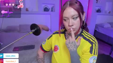 ViolettaBaker online show from June 23, 7:09 pm