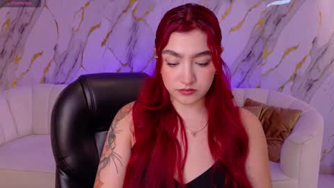 Violett Castel online show from December 20, 8:27 pm