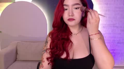 Violett Castel online show from March 8, 4:55 pm