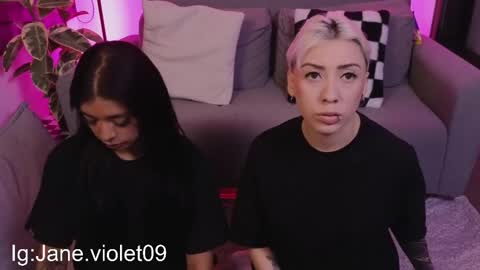 Violet online show from October 17, 1:20 am