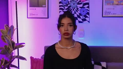 Violet online show from June 2, 2:46 am