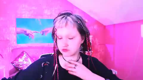 Violett online show from July 19, 6:27 am