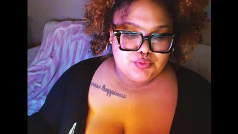 violet online show from November 7, 12:57 am