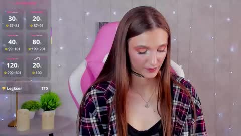 Snapshot of virdjinia_green chatting on October 24, 10:27 am Virdjinia online show from October 24, 10:27 am