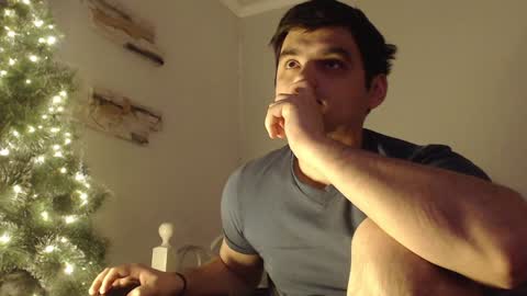 virgil____ online show from December 26, 9:15 pm