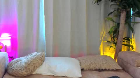 Vttoria online show from September 21, 1:59 pm