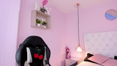 Vivi online show from November 10, 3:42 am