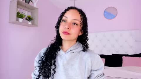 Vivi online show from November 15, 4:03 am