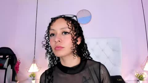 Vivi online show from May 20, 4:09 am