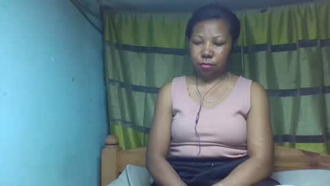 viviane0812 online show from September 20, 9:07 pm