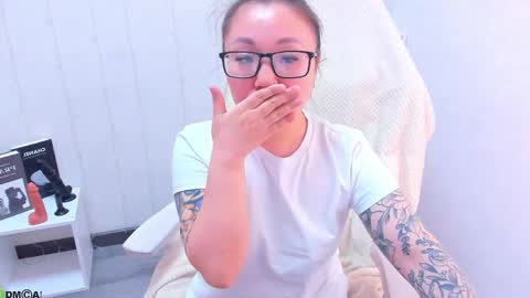 Vivien online show from May 3, 12:27 am
