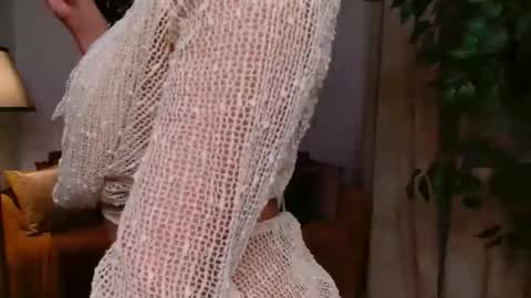 Vivienne online show from March 27, 5:58 pm