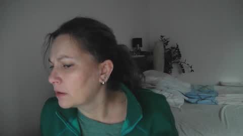 vixenjae online show from December 4, 8:14 am