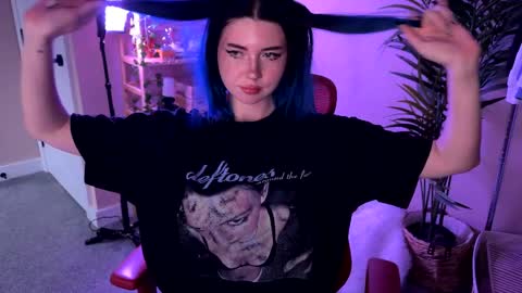 Polly  Online mostly at 9pm-2am UK Time online show from March 27, 6:31 pm