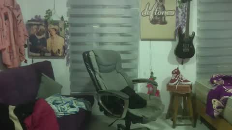 vl21cm online show from November 16, 9:22 am