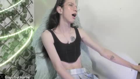 vodkadelulo online show from January 12, 5:58 am