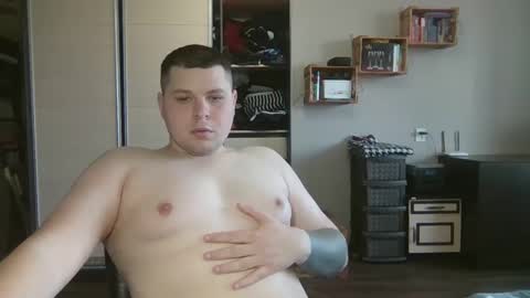 Snapshot of volshebnik_130 chatting on March 10, 12:38 pm Volshebnik1302 online show from March 10, 12:38 pm