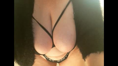 Mary online show from December 15, 3:41 pm