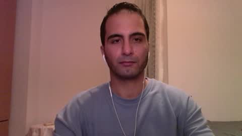 volve5 online show from December 14, 1:01 am