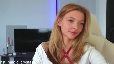 Aliceinst magic crystalll online show from May 15, 6:44 am