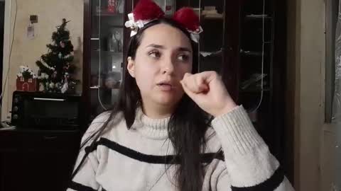 voulezvous_angel online show from January 8, 7:42 pm