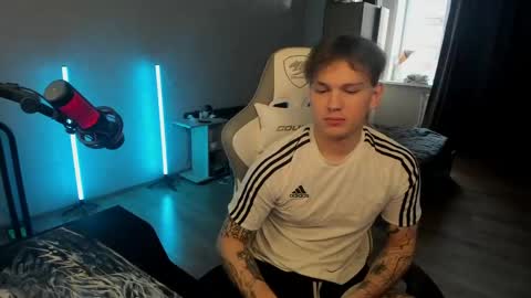 vova_belkin_2 online show from May 2, 3:40 pm