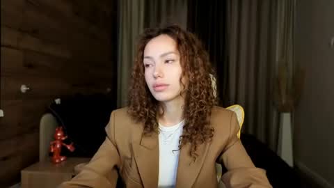 Lily online show from July 31, 5:41 am