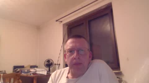 vthomasp719 online show from May 21, 7:31 pm