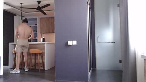 w_witcher online show from October 9, 5:02 am