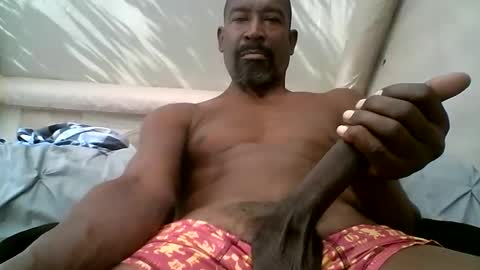 Snapshot of waleswusup chatting on October 23, 4:30 pm Champion Lover online show from October 23, 4:30 pm