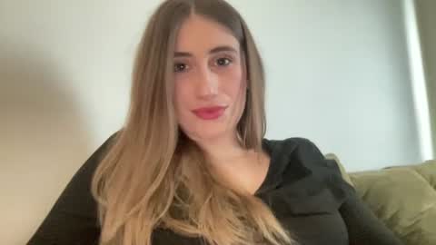 walkiria19 online show from February 7, 9:23 am