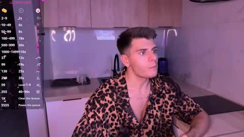 Walt Enjoy online show from November 22, 8:18 pm