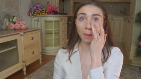 hello guys im Lilian online show from January 11, 3:23 am