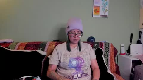 Waningrose  Lu online show from February 18, 7:09 pm