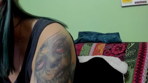 Waningrose  Lu online show from February 14, 3:26 pm