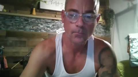 wantmymantofukme online show from October 7, 7:04 am