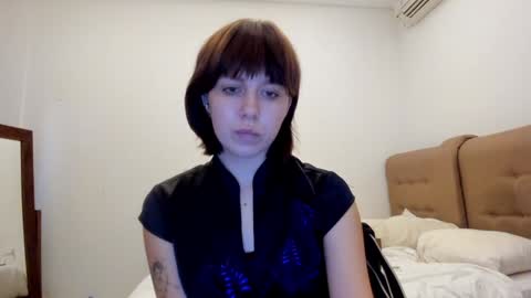 June online show from January 2, 10:22 pm