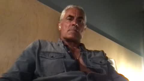 watchinggold online show from March 28, 4:30 pm