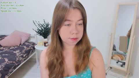Snapshot of watermelon_sugar_ chatting on March 7, 9:51 am Tess  Pls support me with  Can we reach 155 my favorite number online show from March 7, 9:51 am