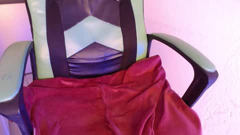 Trixie 3 online show from October 31, 5:24 pm