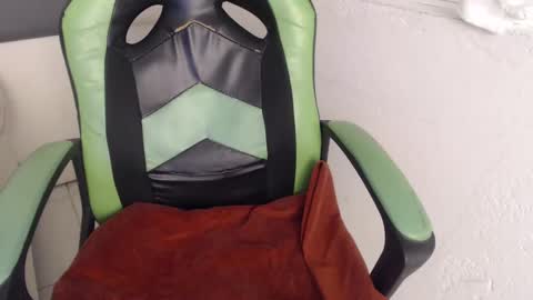 Trixie 3 online show from September 14, 3:46 pm