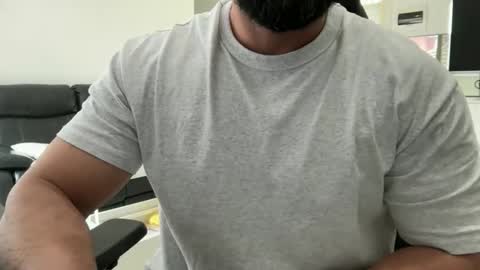 Weapon X online show from October 17, 2:59 am