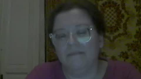 Snapshot of webgirl2 chatting on October 23, 10:21 pm Marina online show from October 23, 10:21 pm