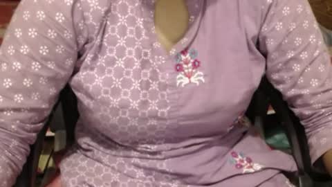 mina online show from July 22, 8:05 am