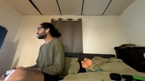 ShootingWebs online show from December 3, 5:41 am