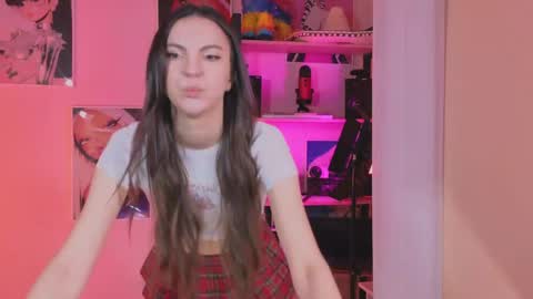 wednesday_evans online show from April 16, 5:29 am