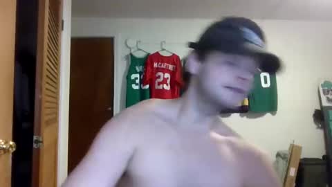 weenskir online show from April 12, 5:06 pm