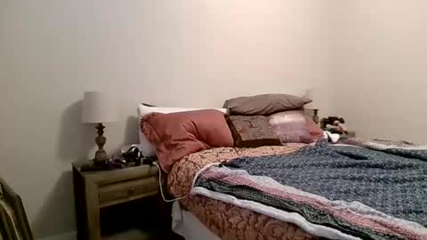 weirdo11511 online show from November 3, 2:51 pm