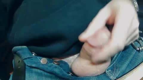 wellandwelland online show from February 22, 8:00 pm