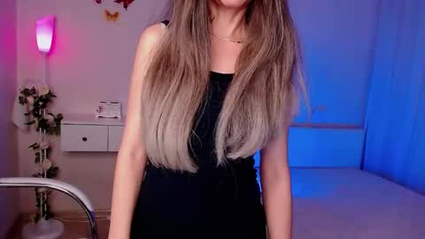 Wendi Foster online show from March 5, 10:30 pm